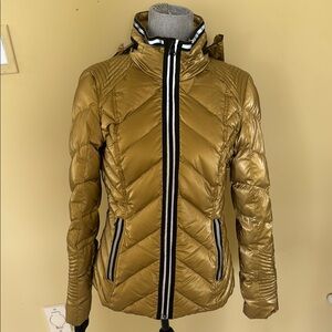 Blanc Noir Gold Puffer Jacket with Chevron Quilting